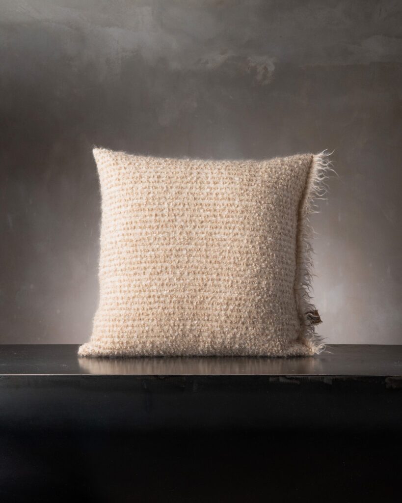 ARIETE - Bianco, 60cm x 60cm